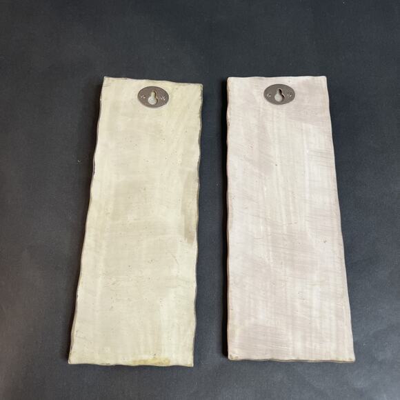 Silvia Vassileva Wall Plaques – 3D White Flowers – Signed Resin-Set of 2 – VTG - Picture 6 of 11